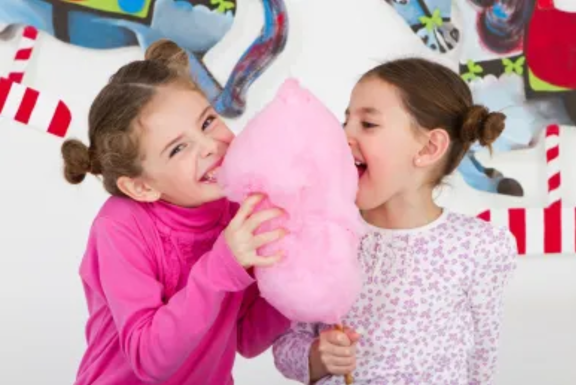 Alquile una máquina de algodón de azúcar en Tenerife, para que sus eventos, fiestas de cumpleaños, bodas, comuniones